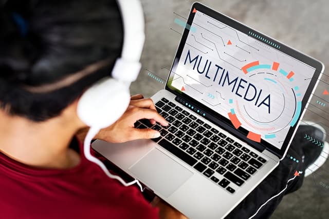 Multimedia Knowledge Assessment
